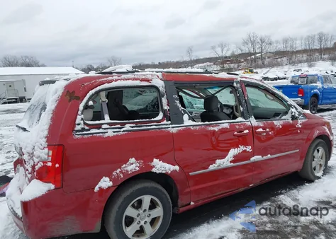 2010 Dodge Grand Caravan Sxt from USA, damaged, VIN 2D4RN5DX8AR140580